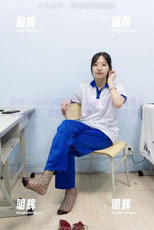 BoBoSocks袜啵啵-小甜豆 BoBoSocks袜啵啵 - 观看小甜豆与帆布鞋的亲密,原图里的微妙,嘿,我在想什么…