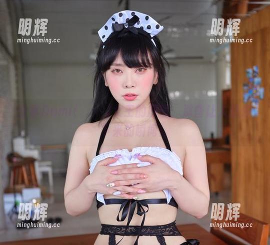 分享Dami(퀸다미)女王的原图：那些让人想停下来的瞬间！