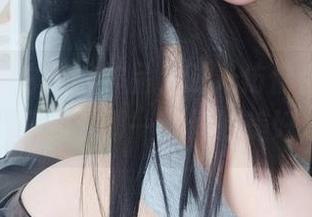 K酱在线的厨娘作品，时光仿佛都静止了，只剩下那一瞬间的美好。