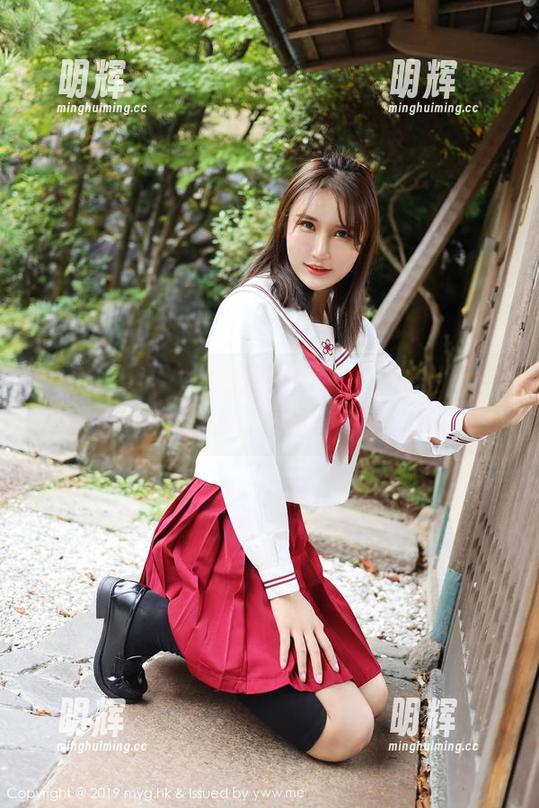MyGirl美媛馆 - 伊小七MoMo的套装与我的心跳：探秘写真图集中的那种悸动
