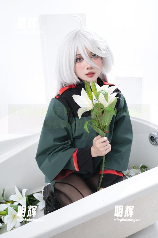 PoppaChan 芙莉莲的魅力无穷:PoppaChan的图片合集带你打破常规!