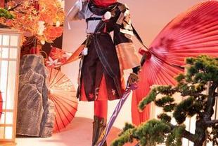 Seya狮砸为海伦铺路，COS资源让你心动的瞬间！