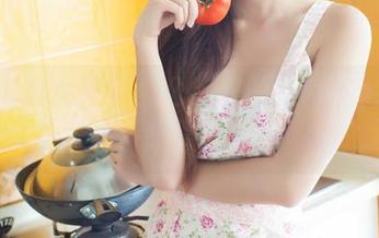 TGOD推女神 – 办公室里的小调皮：梁莹Sugar私房写真合集，工作间隙的惊喜！