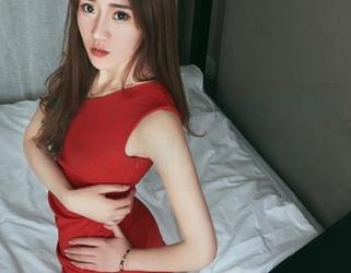 TouTiao头条女神 – 在浴缸里的娜依灵儿，合集中的那份淡淡魅惑！