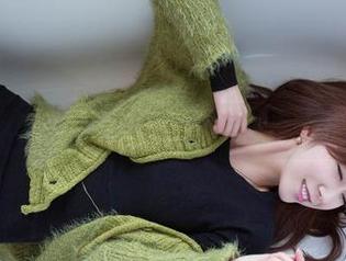 TuiGirl推女郎 – 何奕恋的红裙物语：高清图片里的甜蜜与苦涩