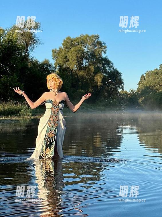 精选：Vinnegal这次真的是把蕾泽女仆COS玩出了新高度！