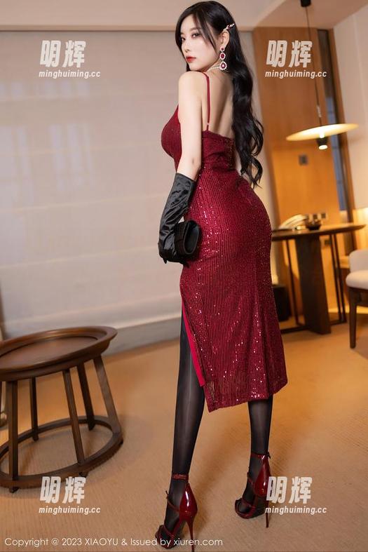 XIAOYU语画界-Angela小热巴 XIAOYU语画界 - 黑丝内衣+旅拍=Angela小热巴的魅力升级,速来下载这个合集!
