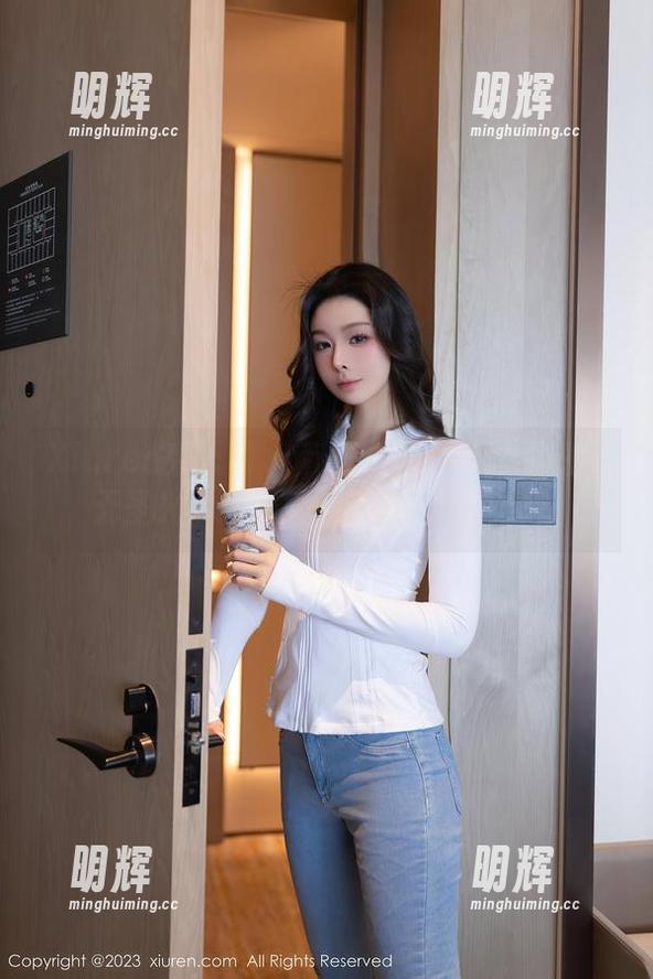 Xiuren秀人网-小逗逗 Xiuren秀人网 - 南极熊和小逗逗同框!无圣光可爱图集,谁还想到圣光?