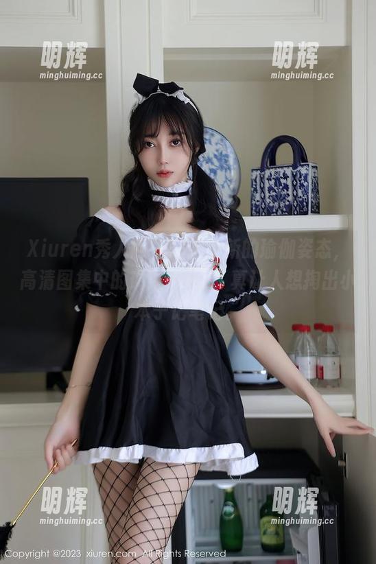Xiuren秀人网-琳琳ailin Xiuren秀人网 - 一组清新的瑜伽姿态,高清图集中的琳琳ailin,真让人想掏出小本子记笔记。