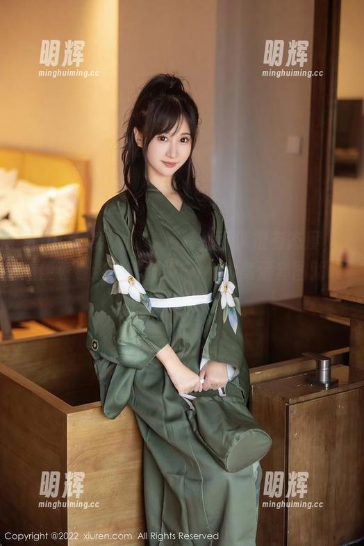 Xiuren秀人网-陈梵妮Fanny Xiuren秀人网 - 清纯也可以很有态度,随便看看这组陈梵妮Fanny高清套图就收不住眼。