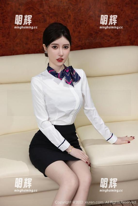 Xiuren秀人网 - 黄密儿的白裙写真原图分享，真的太有气质了！