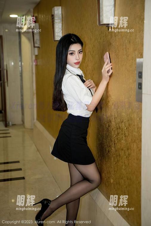 Xiuren秀人网-龙泽美曦 Xiuren秀人网 - 比基尼全套,龙泽美曦让你屏息的图片瞬间!