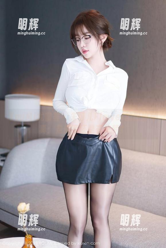 YouMi尤蜜荟-朱可儿Flower YouMi尤蜜荟 - 朱可儿Flower的厨娘写真:是做菜还是在做梦?