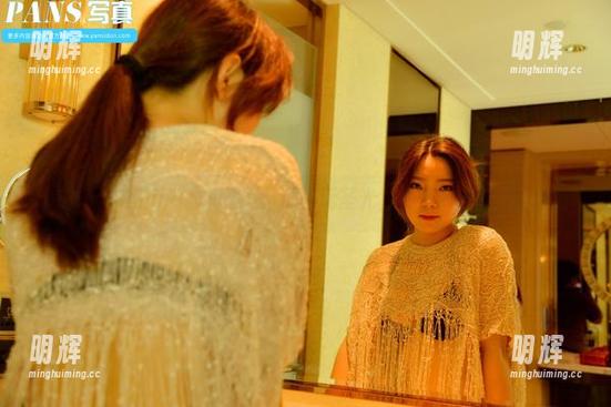 pans-Tina pans - 在Tina的礼服下:原图无圣光,感受那份别样的自由