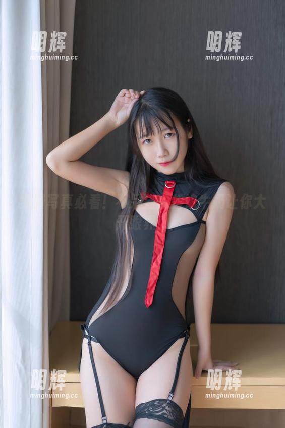 不呆猫 免费写真必看!不呆猫的抖娘牛奶让你大开眼界!