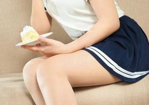 丽柜 – 一丝幽香，婷婷的无圣光图包惹人遐想