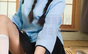 丽柜 – 尔尔教师足底最新图片：足底的秘密与幽默尽在其中！