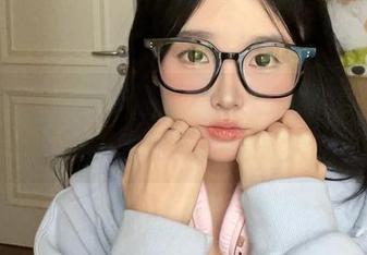 微密圈 – 翻开卡通百科老王的图集，个别美足一瞬间成了我的梦！