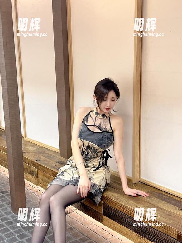 微密圈 - 周妍希“国风旗袍”最新作品发布，古典魅力真是太让人神魂颠倒了