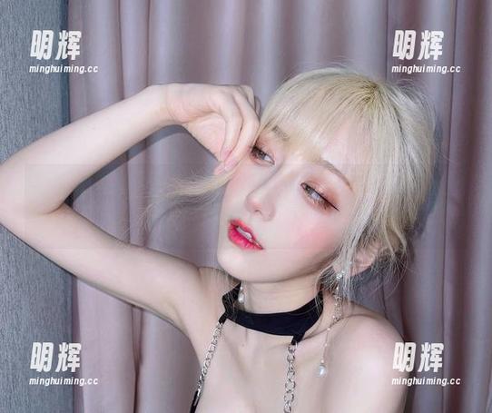 啾小妍Deer 啾小妍Deer的作品,妍宝真是能把日常变成诗,看来我得重新审视我的生活了。