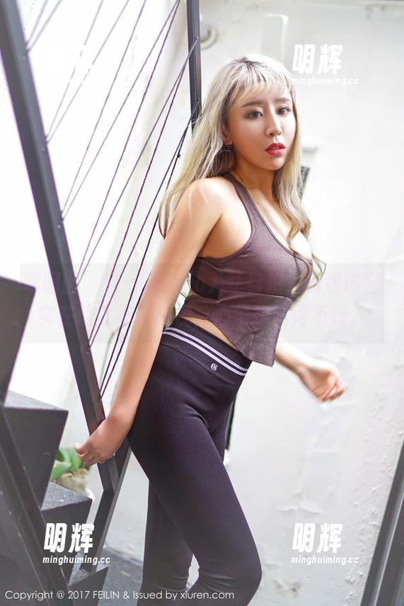嗲囡囡-solo尹菲 嗲囡囡 - 这一波solo尹菲自拍,图包内容实在让人不敢直视,心里却乱得不行。