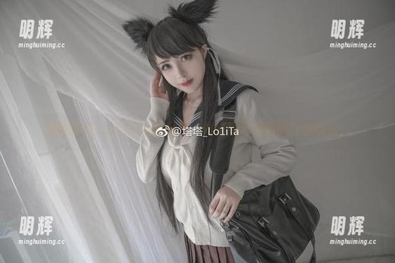 塔塔_Lo1iTa 跟随塔塔_Lo1iTa的镜头:体操服与福利的完美结合!