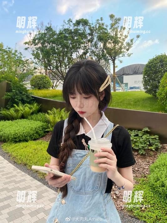 大肉丸Amiee 黑白魅力大合集,大肉丸Amiee真的是把简单拍得不简单!