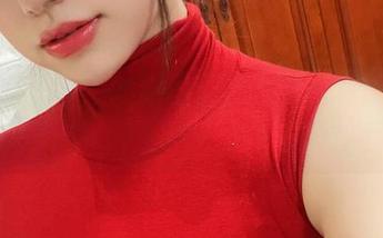 微密圈 – 奶宝妹纸的黑色内衣图集：唉，真的不该一边工作一边看这种东西…