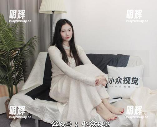 小众视觉-燕子 小众视觉 - 燕子红裙图册,最新发布,带你领略梦幻之美