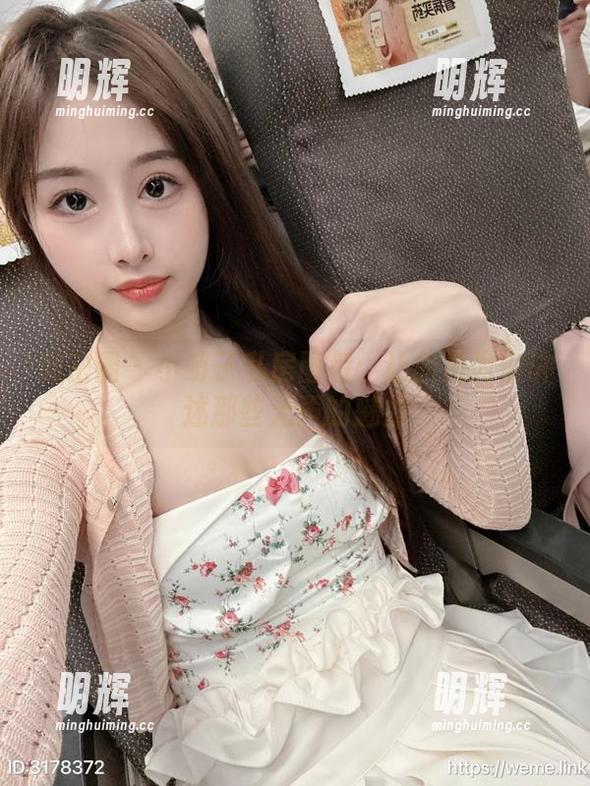 小萌子 微密圈 - 小萌子私房图包:让旗袍为你讲述那些无声的魅力