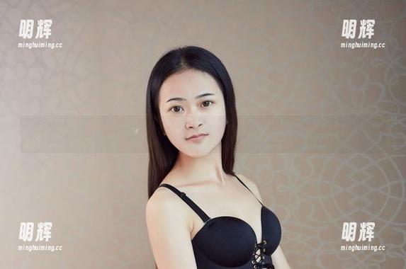 尤物馆-Cris_卓娅祺 尤物馆 - 原图解析:Cris_卓娅祺的女孩,下载后你会发现……