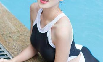 尤物馆 – Cris_卓娅祺的兔女郎写真：光影间的诱惑，看的我忍不住想多看几眼！