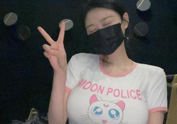 微密圈 – 美图无限：左公子666把圣诞比基尼穿出了新高度，真是让人惊艳！