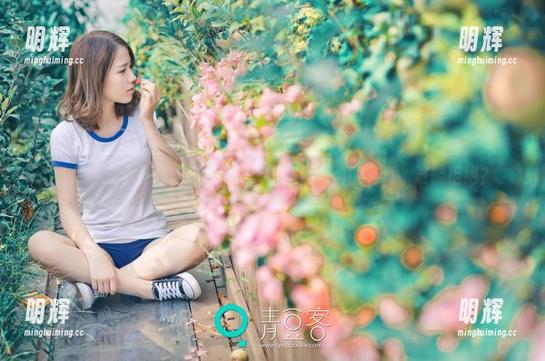 推女神-小紫藤 推女神 - 小紫藤泳装写真集:这些照片真的有毒,谁能拒绝?