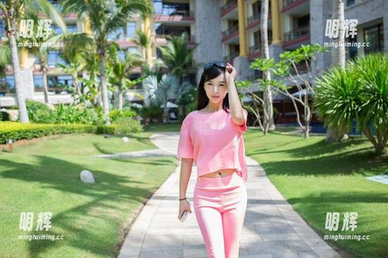 推女郎 - 谭冰高跟鞋之美：一张图片，两个选择：看或下载！