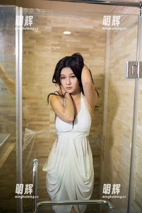 推女郎-陆瓷 推女郎 - 最新!陆瓷写真在浴缸中迷失,掌握生活新姿势!