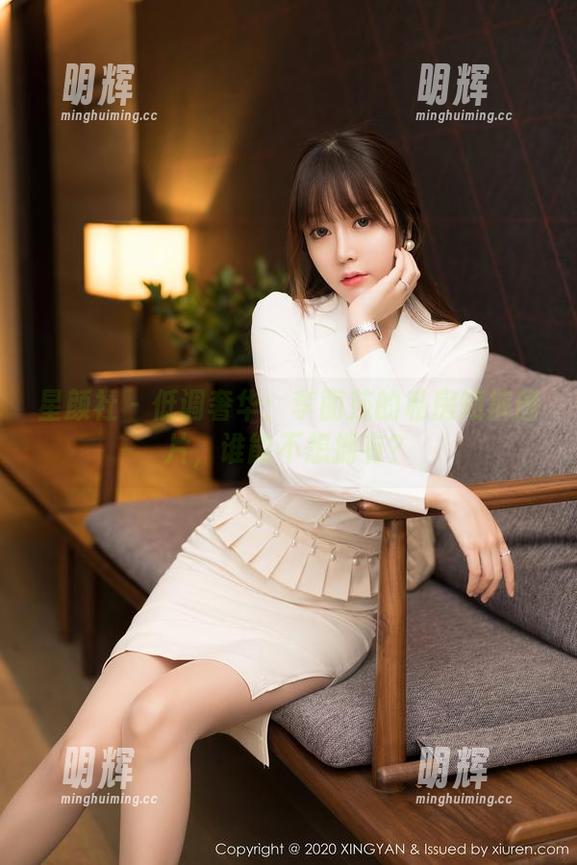 星颜社-李丽莎 星颜社 - 低调奢华:李丽莎的私房短裤图片,谁能不想拥有?