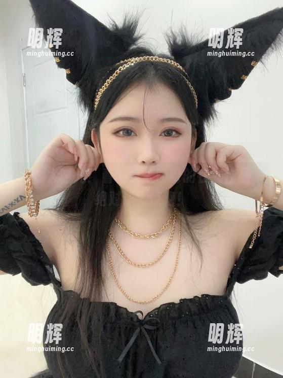 美腿大曝光！看看是依酱呀的在线作品，绝对让人惊艳！