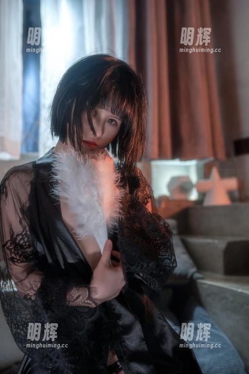 晕崽Zz 小琵琶精的私房写真:晕崽Zz的镜头下藏着的甜蜜瞬间!
