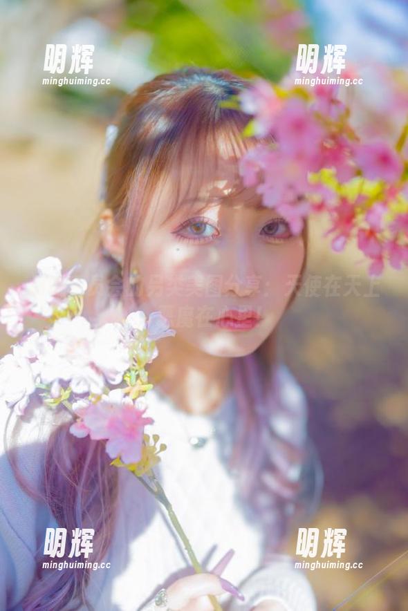 月城委员会 月城委员会的另类美图分享:天使在天上,恶魔在心里!