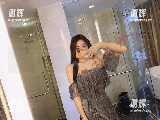 微密圈 - 林子喵Lynne的吊带时尚大礼包：图片合集让你一秒嗨起来！