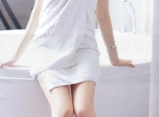 果团网 – 高清照片揭秘：陈秋雨水手服背后的故事
