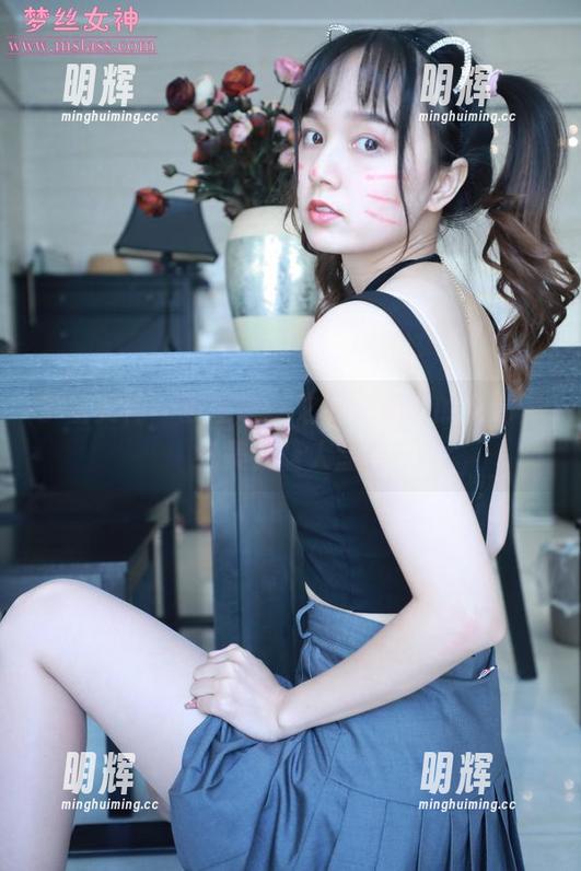 梦丝女神-刘诺 梦丝女神 - 教室顷语之下,刘诺的高清壁纸美到让人窒息