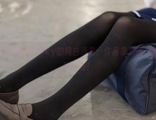 森萝财团 – 小奶糕Milky的纯白迷雾：作品集更新，隐秘与纯洁的碰撞！