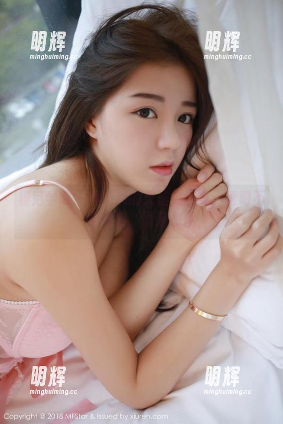 模范学院-黄乐然 模范学院 - 黄乐然的无圣光图集:透明不是借口,而是态度