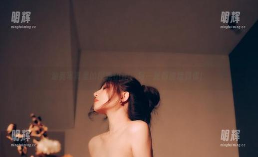 樱晚gigi 油亮写真里的樱晚gigi:每一张都能撩到你!