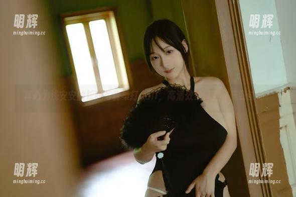 浅安安 真心为浅安安的长腿写真集打call,高清效果简直完美到过分。