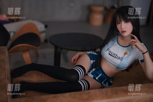 海克斯科技小蛋糕 加入海克斯科技小蛋糕的行列,双人旗袍cos正当时!