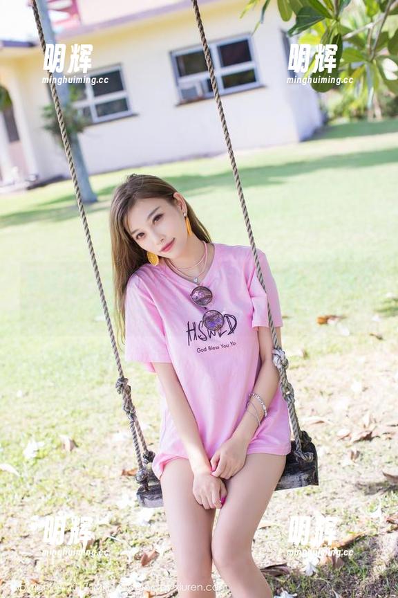 爱蜜社-乐薇Vivi 爱蜜社 - 乐薇Vivi长腿写真合集:光线下的每一个角度都太迷人!