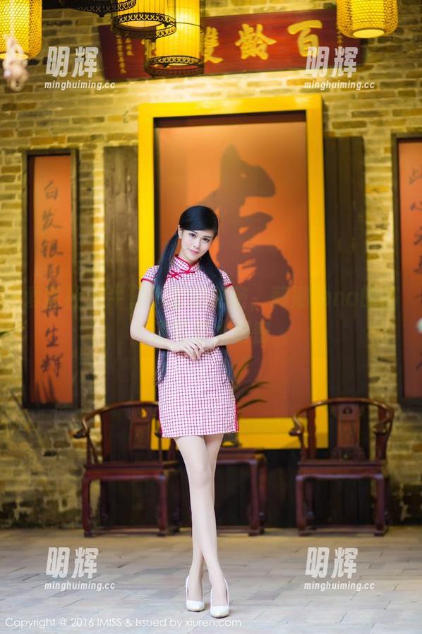 爱蜜社 - 牛仔裤里的秘密，莉娜lena的高清写真大解密